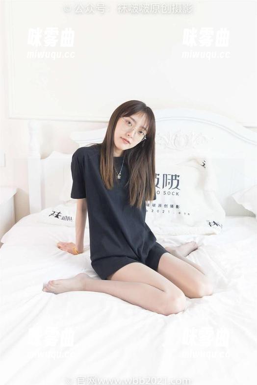 BoBoSocks袜啵啵 - 无圣光预警！芝士的白色吊带船袜展现了另一种风情，图包放你一马！-咪雾曲