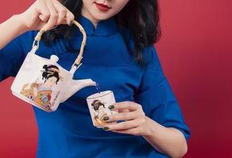 Ligui丽柜 - 私拍阳阳：清纯的收集，好像一三明治里的生菜