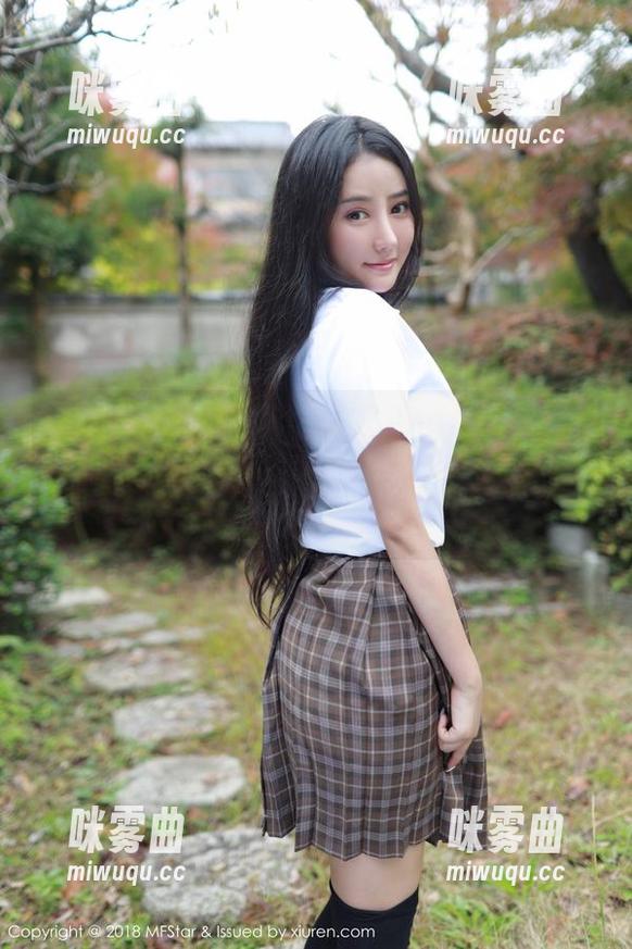 MFStar模范学院 - 露露Andrea黑色翻转：原图和更新，你有没有get到那种感觉？-咪雾曲