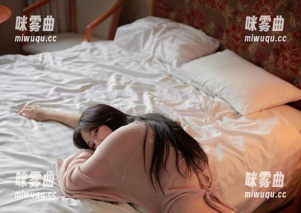 午后慵懒的cos——MyuA(뮤아)的MoonNightSnap，别问我在想什么，我只想看图片。-咪雾曲