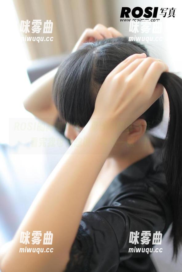ROSI的高清灰丝,见过的都说‘哇’!看完我也只想说‘再来一张’!-咪雾曲 ROSI的高清灰丝,见过的都说‘哇’!看完我也只想说‘再来一张’!-咪雾曲