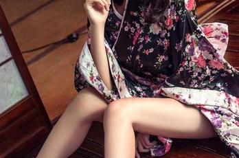 TouTiao头条女神 - 御姐写真集：周予然玩得究竟有多大？你来对证。