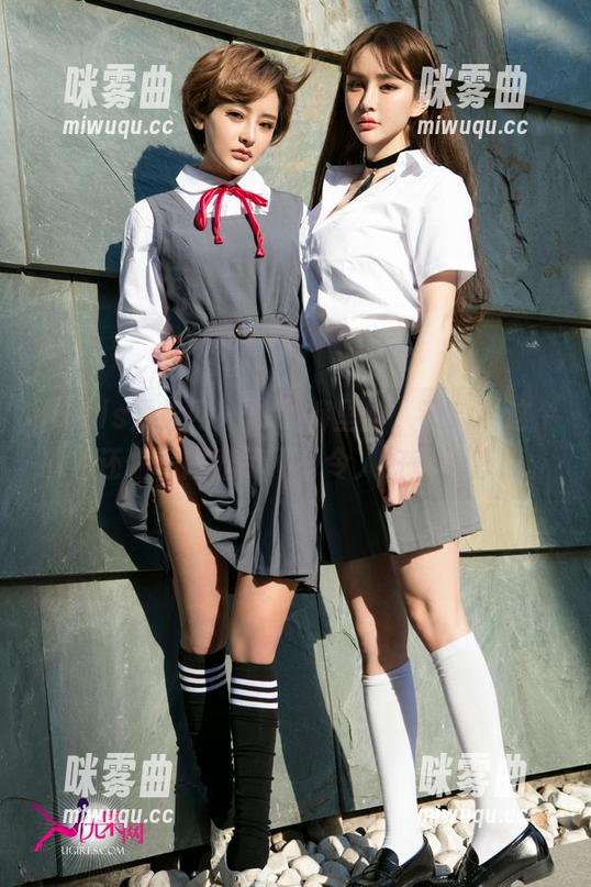 UGirls尤果网 - 除了裤里丝，谭晓彤这个图包还偷偷附赠了不少令人好奇的想象。-咪雾曲