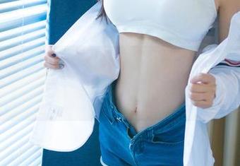 UGirls尤果网 - 黛熙儿的办公室新视角合集，可能会让你打个吊儿郎当的盹儿