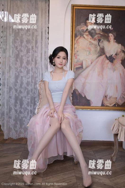 Xiuren秀人网 - 林文文的黑丝图包，精选了一堆的优雅和点滴小骚气-咪雾曲