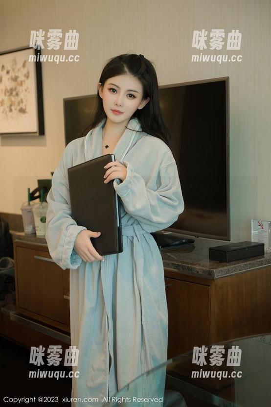 Xiuren秀人网 - 在线看林文文yooki穿婚纱，收起你们那颗不安的心！-咪雾曲