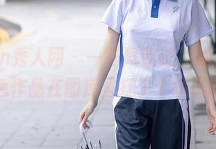 Xiuren秀人网 - 一阵风吹过，柚琪Rich的白色作品在图库里打了个精彩的打盹
