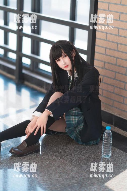最新三度_69学妹美图上线，果然是光彩照人，我又要跟风了！-咪雾曲