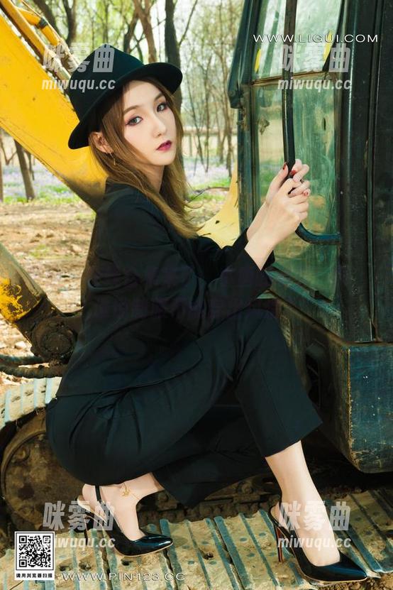 丽柜 - 在线合集来了,小唐的制服,嗨,谁说制服不能穿出风情?-咪雾曲 丽柜 - 在线合集来了,小唐的制服,嗨,谁说制服不能穿出风情?-咪雾曲