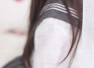 女王指挥官，你烨烨的写真在网盘等你哦！