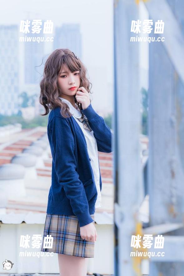 兔玩映画教室里的少女精选：那些书本外面的好奇瞬间-咪雾曲
