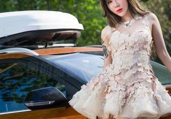 头条女神 - 握住蔡楠的粉色魔法，美图、套图的甜蜜犹如泡沫糖！
