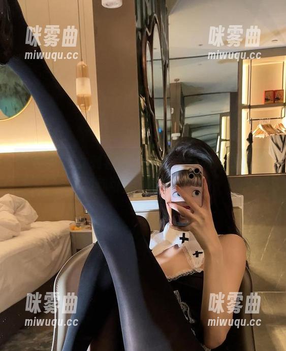 微密圈 - 女刺客的紫色丁字系列，资源多到你可能都傻眼了！-咪雾曲