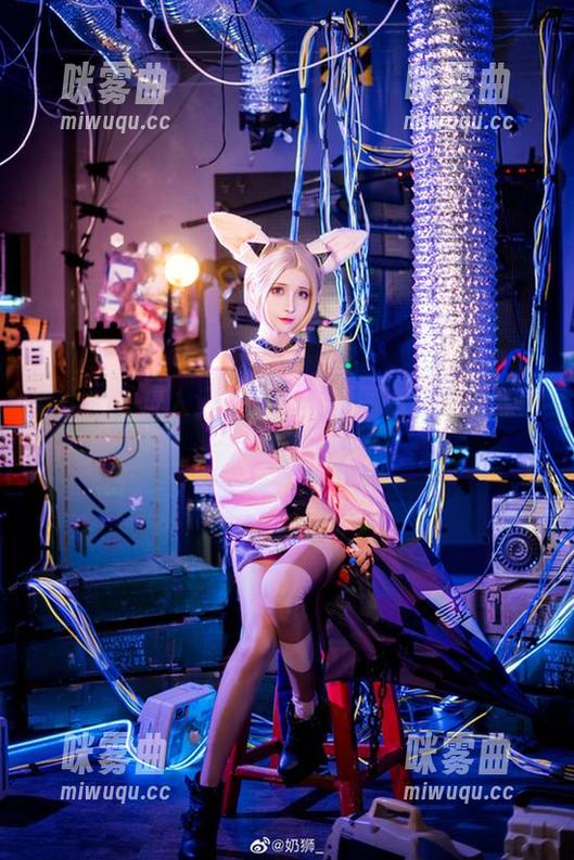 当奶狮不咬人遇上女神：原图资源，猫咪的失落日记-咪雾曲