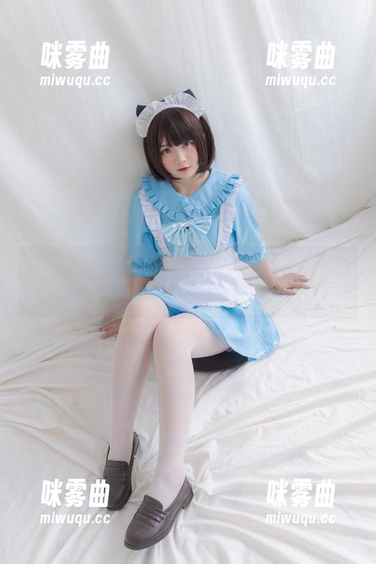 少女秩序 - 玩转高清，小满和她的特色眼镜写真-咪雾曲