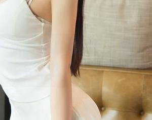 尤果网 - 张雪馨的兔女郎私拍，能不能不要这么吸引眼球！