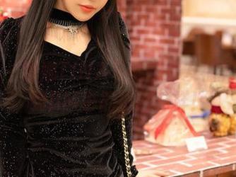 尤蜜荟 - 娜娜TINA与她的女友福利：想不到BM也能拍出花样！