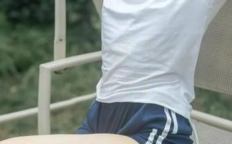 幼水铃衣与妹妹的写真-不说了，我要去买眼药水了