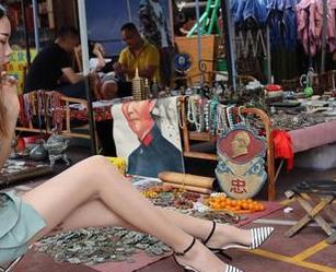 异思趣向 - 随便聊聊，小宝这“车上说”的写真图包，竟然透着点不经意的甜腻。
