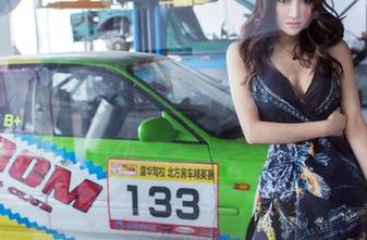 推女郎 - Yu佳妮的运动精选套图：她说运动能让你美得不出汗，但为什么我越跑越觉得自己像只鱿鱼呢？