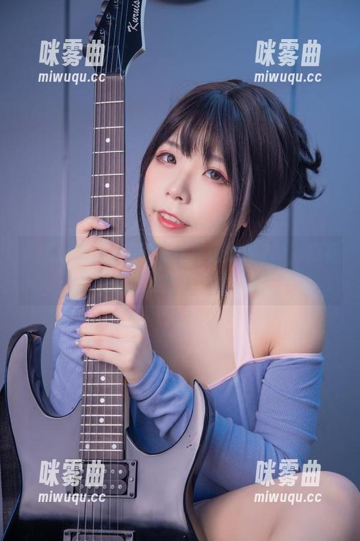无颜小天使wy的新作吉他妹妹2.0，越看越想请她出去吃个小火锅！-咪雾曲