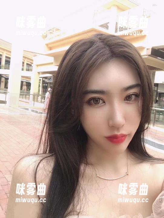 微密圈 - 林子喵Lynne，一组写真中的秘密，好像一直要把我吸进画里一样。-咪雾曲
