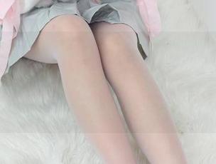 森萝财团 - 说真的，有没有被这图库里的“有人赞助的007高叉白丝”打动到？乃乃子真的果然不А谦虚！