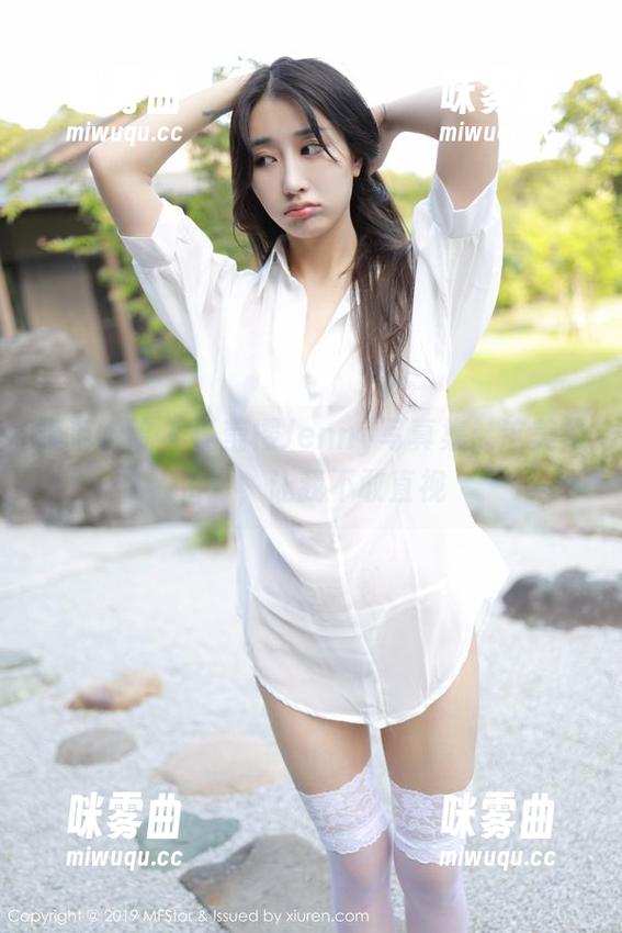 模范学院 - 任莹樱Jenny写真集：这美足资源，让我不敢直视-咪雾曲