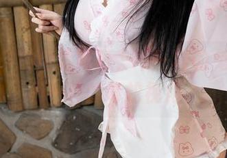 樱井宁宁的全套写真，不一样的兔女郎，不一样的毒蛇视角。