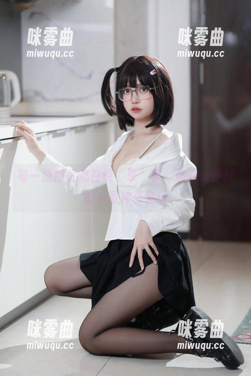 每一张照片都在说“草”事,洛桑w伊梓的小草神真会玩-咪雾曲 每一张照片都在说“草”事,洛桑w伊梓的小草神真会玩-咪雾曲