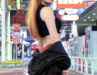 厨娘也能性感，特软儿Sona的图片算是打破常规了