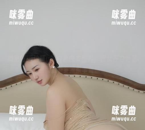 微密圈 - 瑜瑾u的白色内衣图片，潜伏在白色的温柔里…资源很丰富哦～-咪雾曲