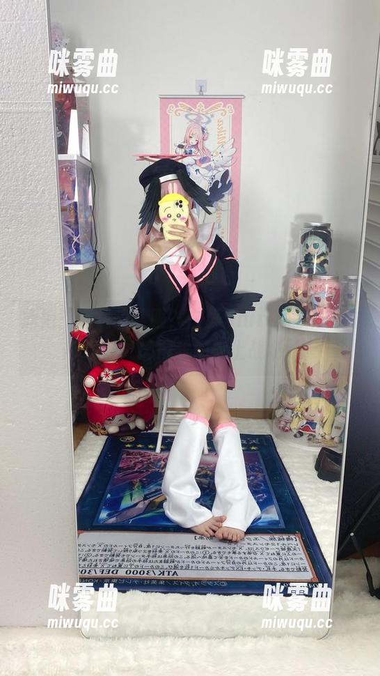 旗袍？还是战斗服？白栎Shirly的明日方舟COS，搞得我想去上战场了！-咪雾曲