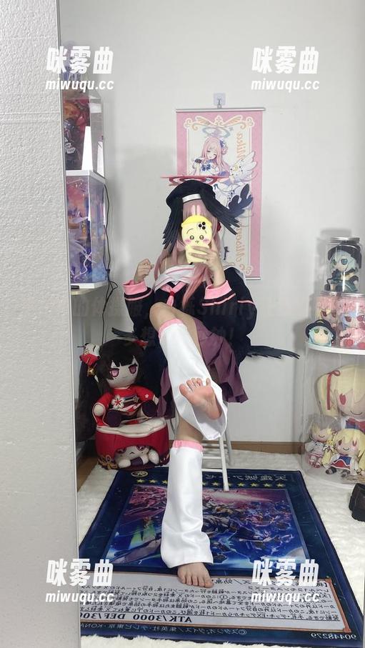 私拍中的体操服,白栎Shirly让我忍不住多想了几秒钟!-咪雾曲 私拍中的体操服,白栎Shirly让我忍不住多想了几秒钟!-咪雾曲