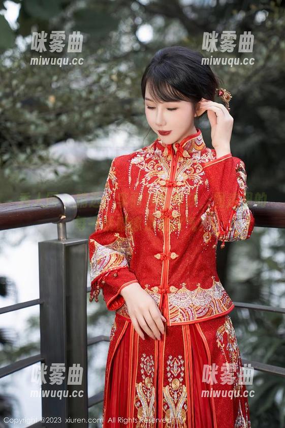 秀人网 - 精选：李丽莎的女孩，图库里的每一帧都像是在叹气？-咪雾曲