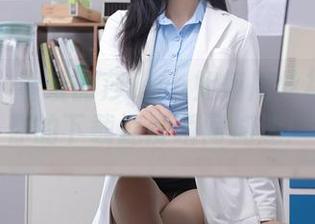秀人网 - 看爱丽莎Lisa如何用丝袜写真让你的下载速度瞬间加速！