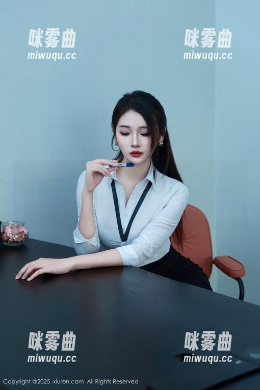 秀人网 - 烂游戏时刻！看到玄子的全套睡衣图片，我只能默默摸摸我自己那件十年老睡衣...-咪雾曲
