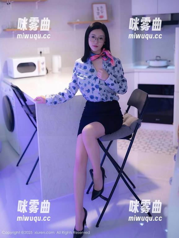 秀人网 - 对黑色的迷恋，赵惟依coco把福利图包搞得这样也算可以理解-咪雾曲