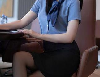 秀人网 - 我说，轩轩王子和高跟鞋绝配，结果这原图直接把我乐翻了！