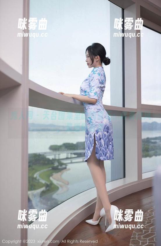 秀人网 - 天台图集里的陶喜乐：伴着微风，灵感随时来-咪雾曲