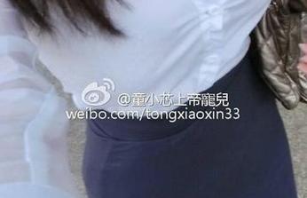 微密圈 - 童小芯直播精选，不靠圣光也能照亮你的心——独家图集！
