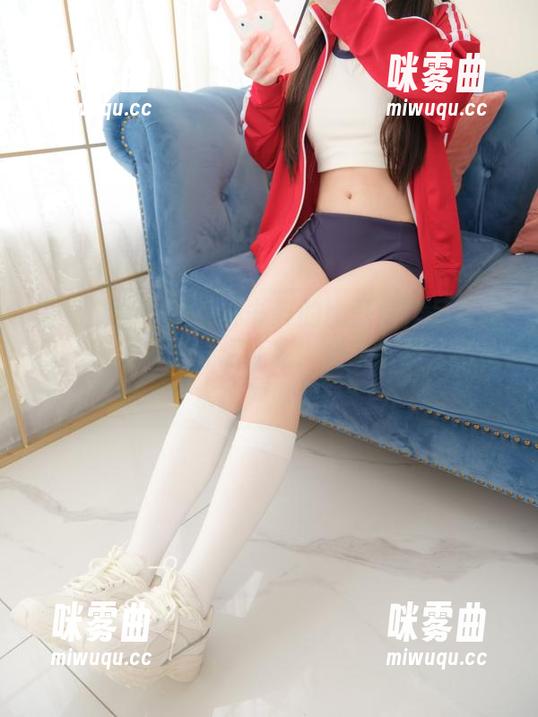 紧急企划 - 我说林书辞的比基尼作品有多热，结果她比气温还高！快来下载，别拿水枪冲她哦！-咪雾曲