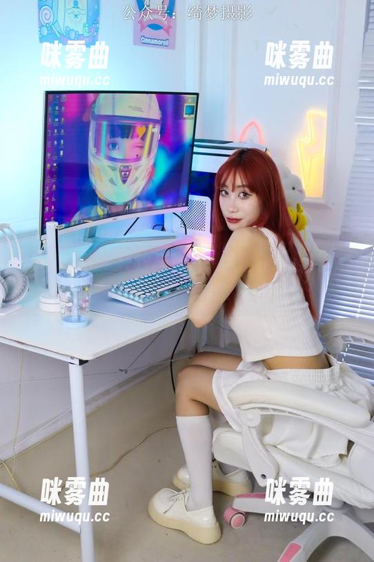 绮梦摄影 - 狂欢与沉思,Aubrey精选写真集的奇特拿捏-咪雾曲 绮梦摄影 - 狂欢与沉思,Aubrey精选写真集的奇特拿捏-咪雾曲