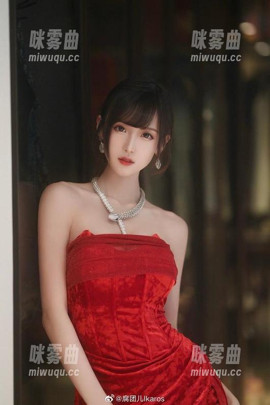 腐团儿Ikaros的美脚合集，来层层剖析个无底洞吧-咪雾曲