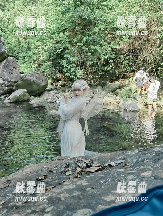 自闭颜球球的蕾丝：让美图看得我肚子疼，谁能拥有这样的壁纸！-咪雾曲