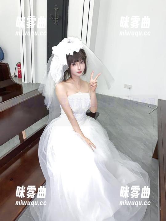 按下播放键，蠢沫沫浴室精选，瞬间水润无敌！-咪雾曲
