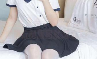 袜啵啵 - 芝士集合了多少银行卡？看看这套银行制服图就知道了！