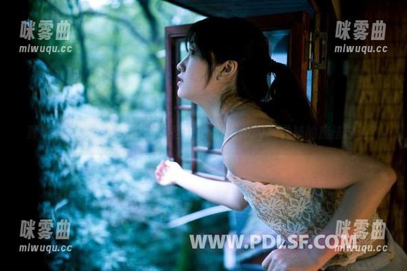 轰趴猫 - 这个私房图集，是棉花糖candy和学妹的魔法时刻？-咪雾曲