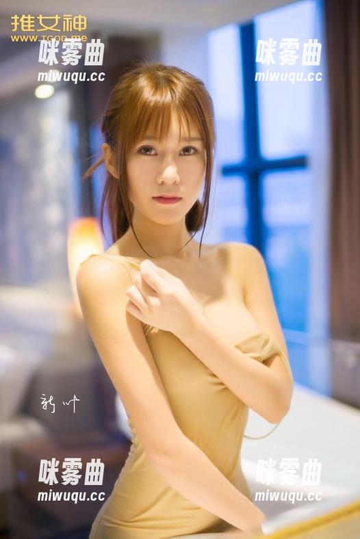 青豆客 - 吕梦玉的美足定制图集，给你从未体验过的“足”之所欲！-咪雾曲