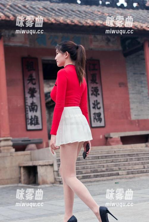 魔镜街拍:牛仔短裙美女,暴露了我的摄影资源和我对短裙的爱!-咪雾曲 魔镜街拍:牛仔短裙美女,暴露了我的摄影资源和我对短裙的爱!-咪雾曲